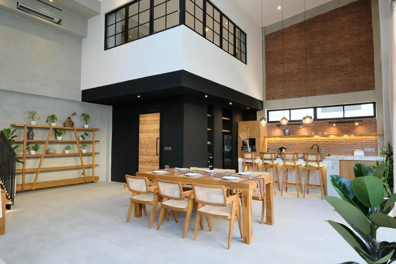Manresa Villa Bali 1 Canggu  Indonesia